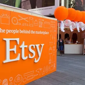$100.00 Etsy Gift Cards ( etsy .com ) 