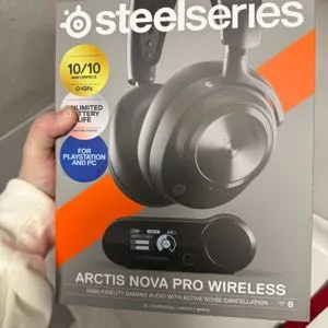 Steelseries Arctic Nova Pro Wireless 