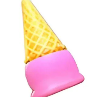 ICE CREAM CONE HAT (ADM)