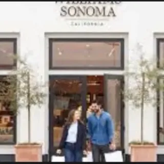  $200.00 USD Williams Sonoma