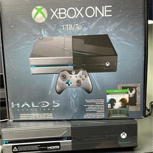 Xbox One (Halo 5 Edition)