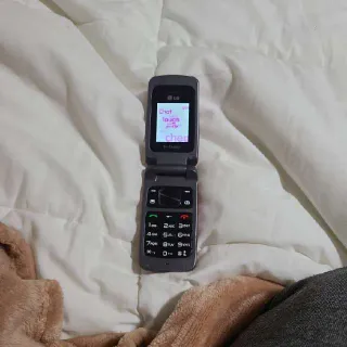 T Mobile LG 2016 Old Phone