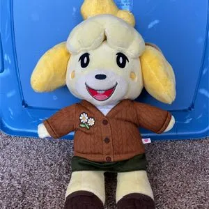Animal Crossing: New Horizons x Build-A-Bear Isabelle Plush/Stuffed Animal