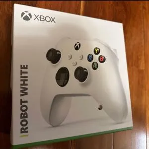 Xbox Wireless Controller - Robot White (Brand New in Original Sealed Box)