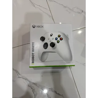 Xbox Wireless Controller Robot White (Brand New Sealed)