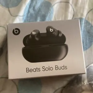 Beats solo buds