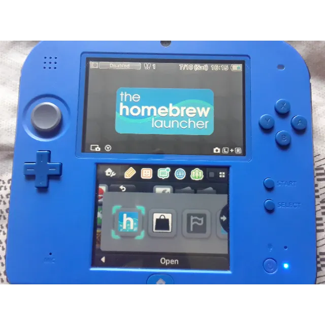 Nintendo 2DS (Hacked) +32GB SD & Extra Stylus - 3DS Console