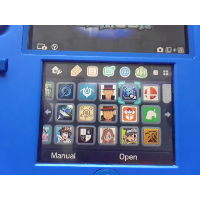 Nintendo 2DS (Hacked) +32GB SD & Extra Stylus - 3DS Console