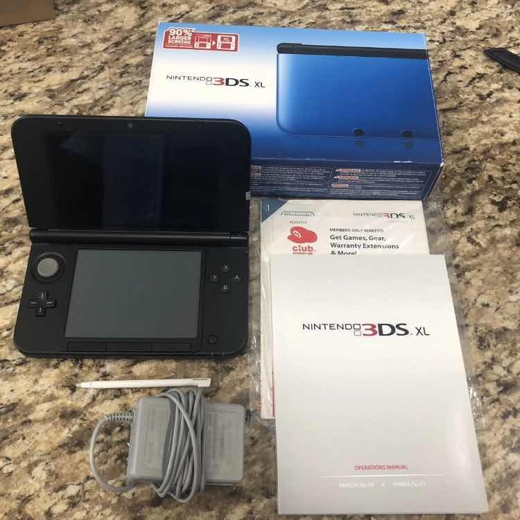 Nintendo 3ds xl clearance box