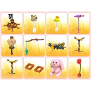 BUNDLE PET TOYS X12