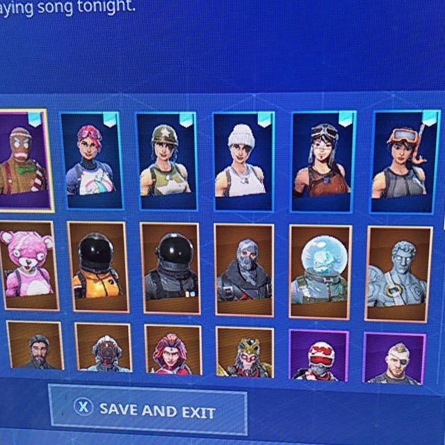 fortnite renegade raider account trading for skull trooper account - fortnite trading card game