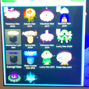 Accessories Royale High All Halos In Game Items Gameflip - roblox royale high lucky halo