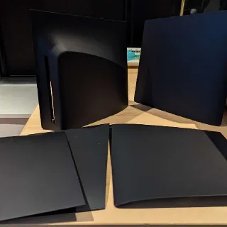 PS5 Slim Black Plates - 5 Pieces For Digital And Disc Versions