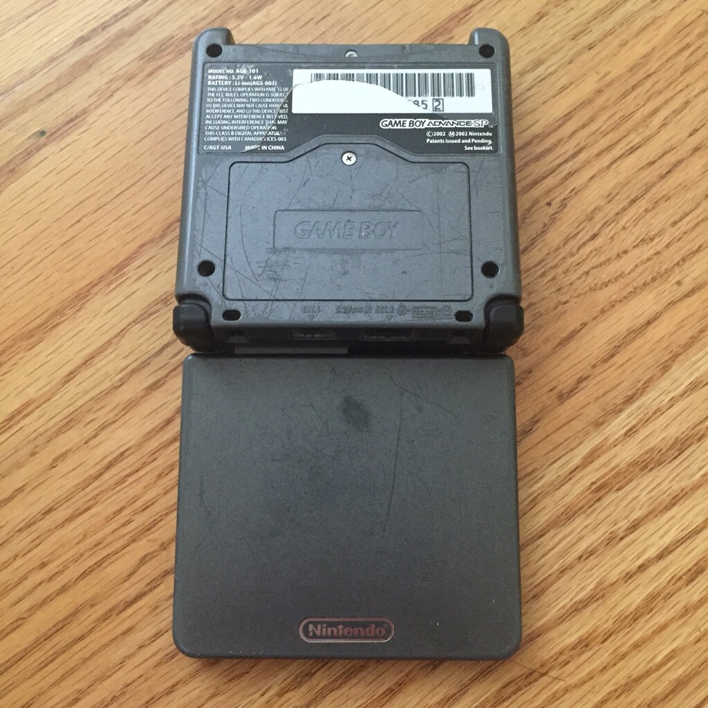 Black Gameboy Advance SP AGS-101 GBA SP - Game Boy Advance Black Gameboy Advance SP AGS-101 GBA SP - Game Boy Advance