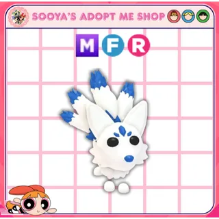 Adopt Me! Mega Glacier Kitsune