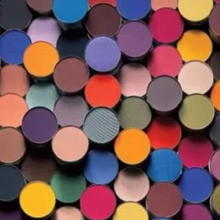 $150,00 MAC Cosmetics Canada A