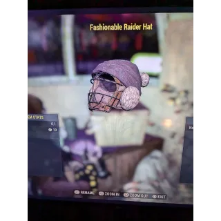 Fashionable raider hat