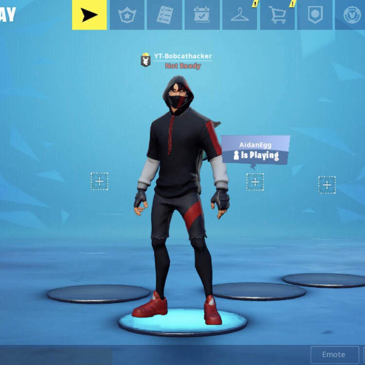 Fortnite Ikonik Skin Very Rare Mobile Games Gameflip - how to make fortnite ikonik skin in roblox