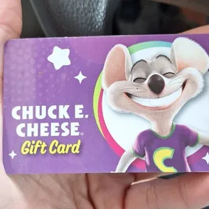 $100.00 Chuck e cheese