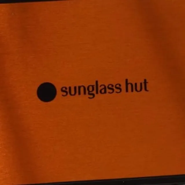$100,00 Sunglass Hut - Other Gift Card - Gameflip
