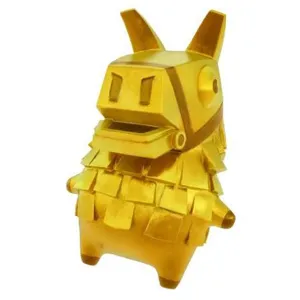 gold llama