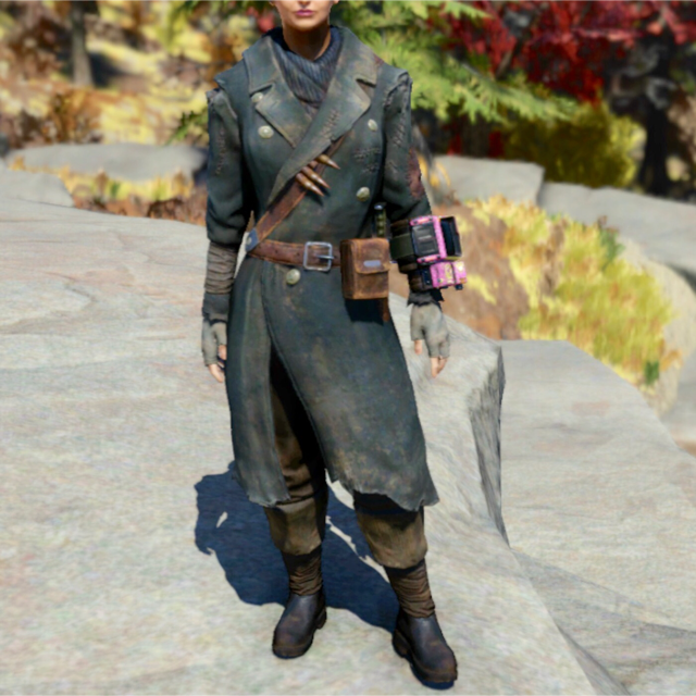 Fallout 76 Hunter's Long Coat - Film Star Outfits