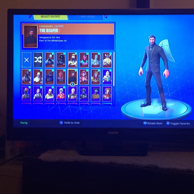 where to sell a fortnite account