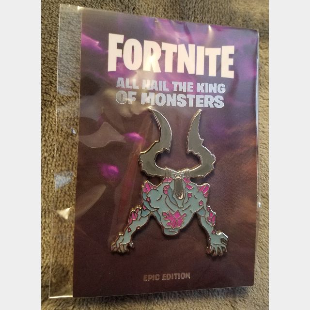 Fortnite Storm King Pin! - Other Collectibles (New) - Gameflip