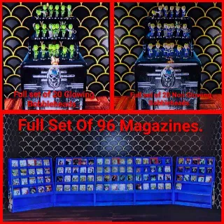 Bobbleheads & Magazines Set