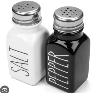 1000 SALT & PEPPER