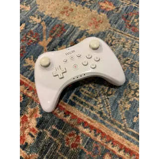 Nintendo Wii U Pro Controller (White)
